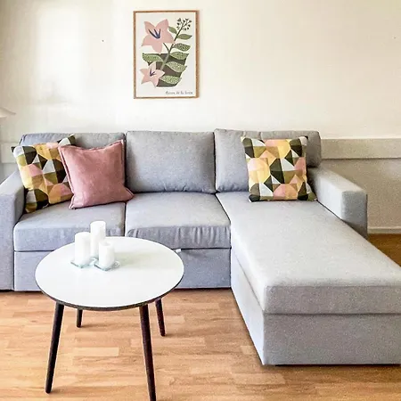 Appartement 1 Bedroom Amazing In *