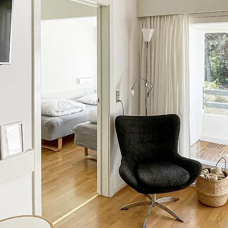 1 Bedroom Amazing In Διαμέρισμα